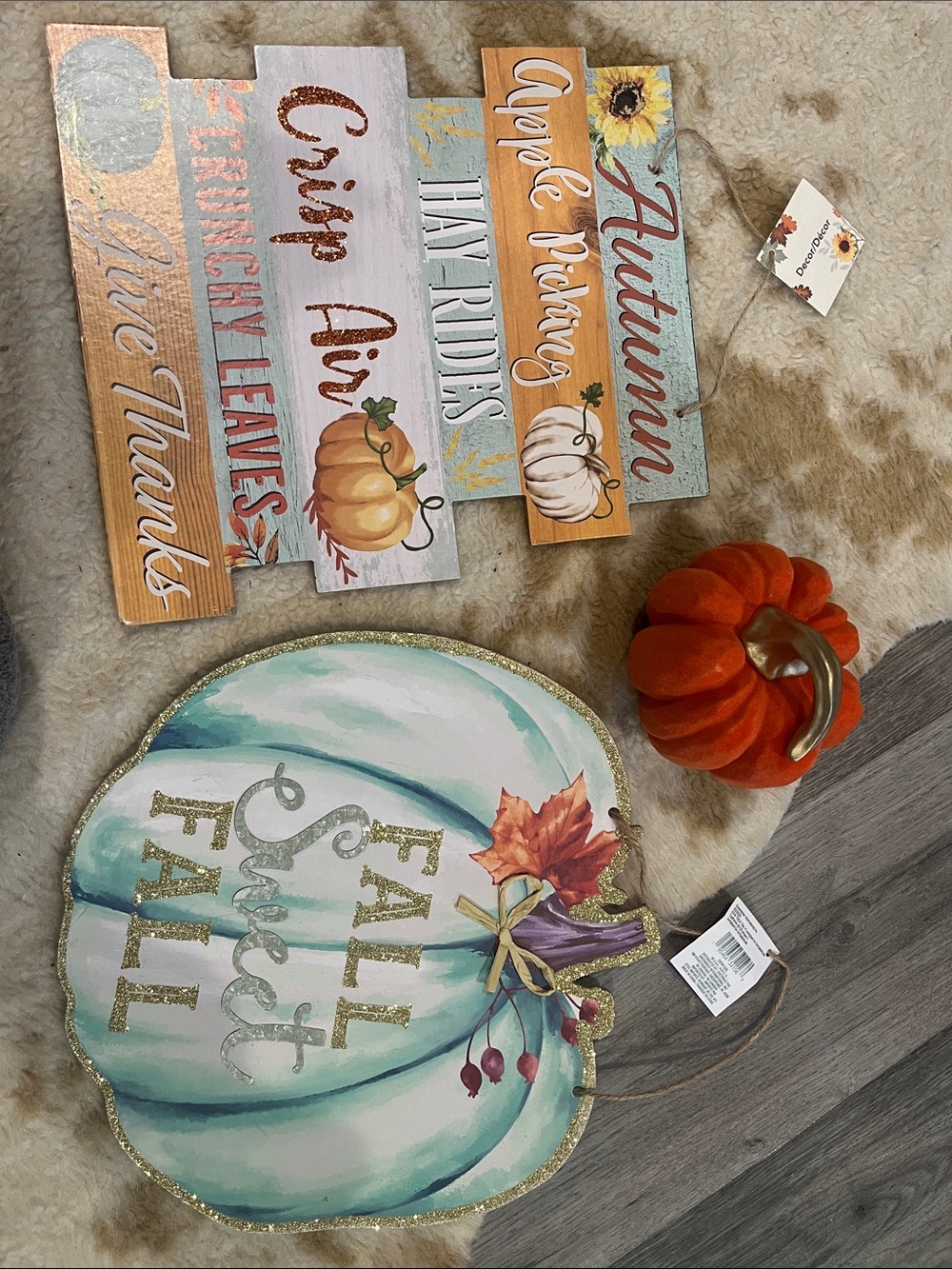 Autumn Harvest Wall and Self Decor